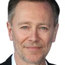 Peter Outerbridge als George Brown