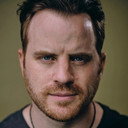 Robert Kazinsky als Perini