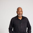 Dwight Boyce als Frank