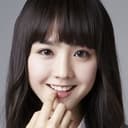 Lee Bit-na als Young Mi-jung