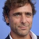 Adriano Giannini als Fontenla