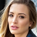 Katie Keene als Roxanne