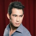 Richard Ibarra als Axel