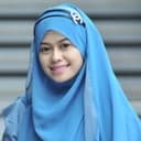 Heliza Helmi als Siti