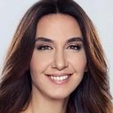 Ayşe Tolga als Nilüfer Hatun