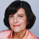Lisa M. Hodsoll als Judge