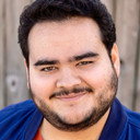 Eduardo Olmos als Luis
