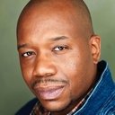 Eric Carter als Officer Kimbey