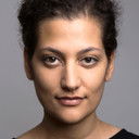 Greta Gould als Grace