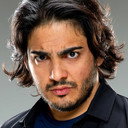 Max Angioni als 