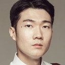Kim Geun-Hwan als Chairman Jang's Assistant