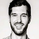 Tyler Donahue als Chico inmobiliaria