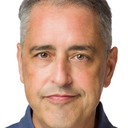 Gabriel J. Perez als The Principal