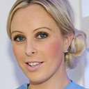 Danielle Marr Collins als Mom