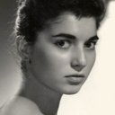 Paula Martel als Paula, la maestra