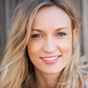 Georgie Durham als Monica