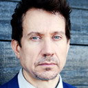 Greg Powell als Milton Berle