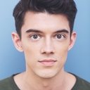 Taylor Turner als Mac