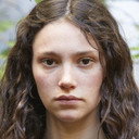 Lila Gueneau als Apolline