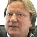 Guy Fletcher als Himself - Keyboards, Vocals