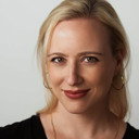 Andria Kozica als Madeline Davis