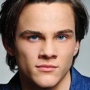 Alex Neustaedter als Miles