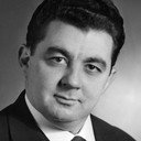 Albert Lance als Self - Tenor