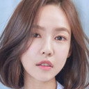 Kim Soo-yeon als Kim Yun-a