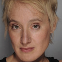 Magali Léon als Ménagère au marché