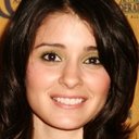 Shiri Appleby als Millie