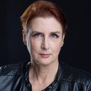 Georgina Mercedes Black als Background Extra