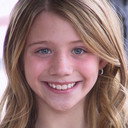 Ella Maltby als Lucy