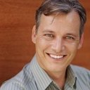 Scott Broughton als Philip Tanner