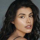 Sophia Del Rio als Officer Cisneros