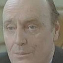 Pierre Le Rumeur als le pédiâtre