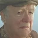 Raymond Gil als 