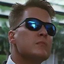 Tommy Ray Harner als FBI agent #1