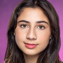 Elena Schwartz als Vicky