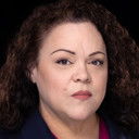 London Garcia als Hotel Clerk