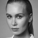 Polina Bergman als Ali