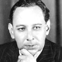 Agustín Isunza als Emilio Blanco, inspector de policía