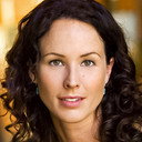 Angela Shelton, Story