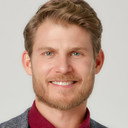Travis Van Winkle als Dex