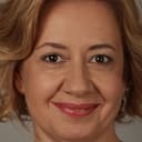 Özlem Çakar als Şermin Yenge