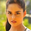 Nathalia Kaur als Anna