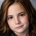 Lexi Rabe als Morgan Stark