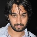 Siddhanth Kapoor als Hawaldar Parasar