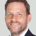 André Plihal als Self - Host