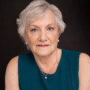 Ethel Pitchford als Joyce