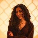Maria Fernanda Oliveira als Mari